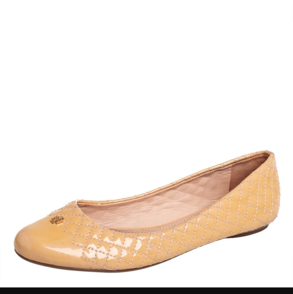 Tory Burch Beige Patent Leather Logo Ballet - Picture 1 of 5